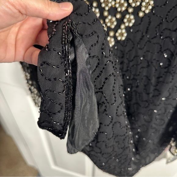 NWT Papell Studio embellished 100% silk tunic top, size small - Picture 10 of 16